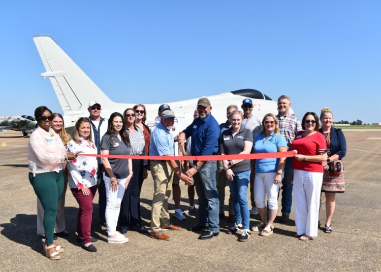 Fighter-bomber aircraft unveiled as Rose City Airfest preps for fifth year, two days of high-flying entertainment