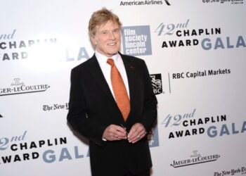 Fonda, DiCaprio, Streisand and more mourn the death of Robert Redford
