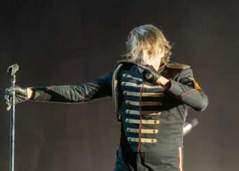 My Chemical Romance performs "The End" & "Dead!" followed by "This Is How I Disappear" at MetLife Stadium in East Rutherford during their “Long Live the Black Parade” tour on Aug. 9, 2025.