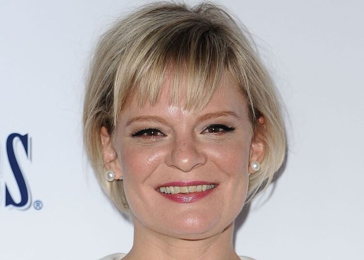 Goonies' Martha Plimpton 'finally free' after new diagnosis - Celebrity News - Entertainment