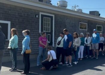 'Hooked' opens in Falmouth; live music