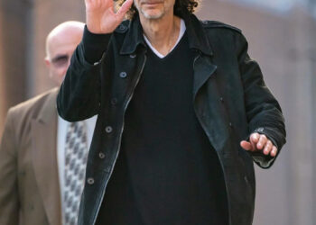 Howard Stern at apos Kimmel apos