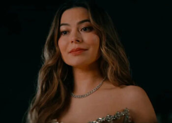 Miranda Cosgrove as Dawn looking quizzical in The Wrong Paris. .