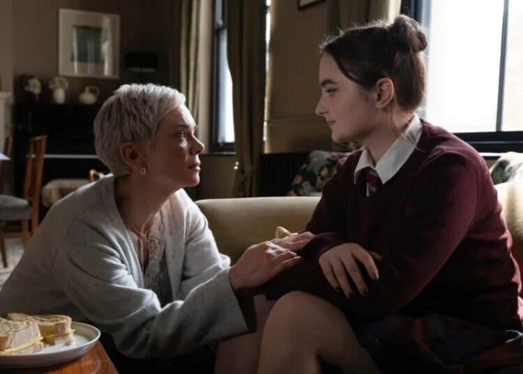 Victoria Hamilton as Juliet Cooper and Pixie Davies as Taylor Cooper in Unforgotten