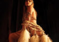 Mert Alas, Marcus Piggott & TAS Rights Management Taylor Swift on 'The Crowd Is Your King' vinyl cover