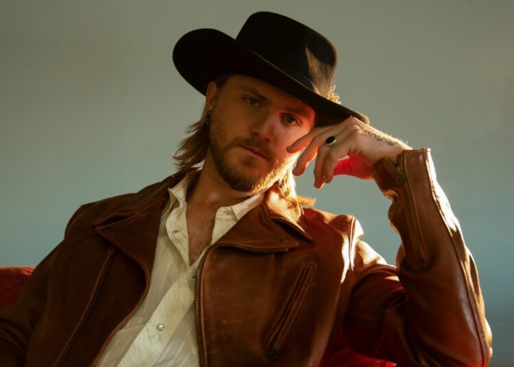 Jackson Dean continues to tweak & evolve his sound on new song 'Make a Liar'