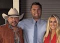Jason Aldean pays heartbreaking tribute to his pal Charlie Kirk - Celebrity News - Entertainment