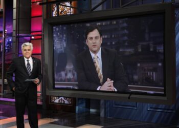 GettyImages-140687145-Jay-Leno-Jimmy-Kimmel