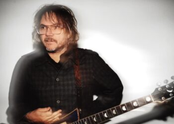 Jeff Tweedy Shares Video for New Song “Lou Reed Was My Babysitter”: Watch