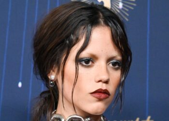 Jenna Ortega Shows Up In Just Jewels At The 2025 Emmys