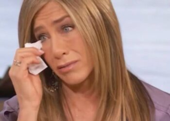 Jennifer Aniston gets emotional as she discussed her beloved late pet - Celebrity News - Entertainment