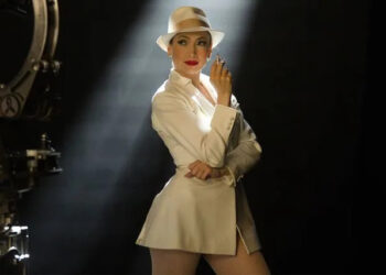 Roadside Attractions Jennifer Lopez in