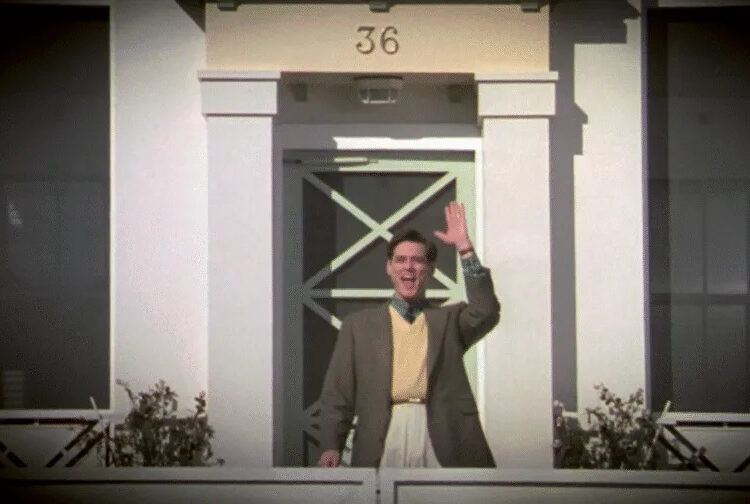 Jim Carrey’s Most Mind-Bending, Beloved Movie Is Now Streaming For Free