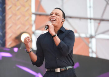 Jon Secada