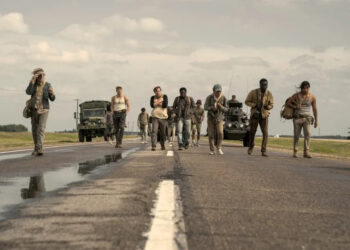 Charlie Plummer as Barkovitch, Garrett Wareing as Stebbins, Cooper Hoffman as Garraty, David Jonsson as McVries, Ben Wang as Olson, Tut Nyuot as Baker, and Joshua Odjick as Parker in The Long Walk. Photo Credit: Murray Close/Lionsgate