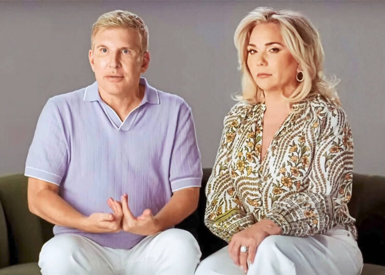 Julie Chrisley Defends Husband Todd Amid Ongoing Speculation About His Sexuality: ‘He Knows Who He Is’ – Star Magazine