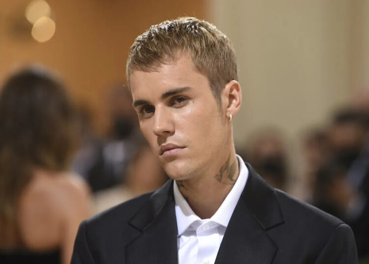 Justin Bieber has more to say about love on 'Swag ll'