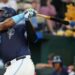 Kansas City Royals score 20 runs on franchise-record 27 hits in win over Blue Jays