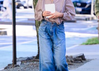 Katie Holmes wore the Chlo&eacute; Kick Sneakers with the gingham trend