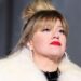 Kelly Clarkson Posts First Message After Ex Husbands Death