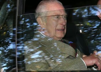 King Charles arrives at Crathie