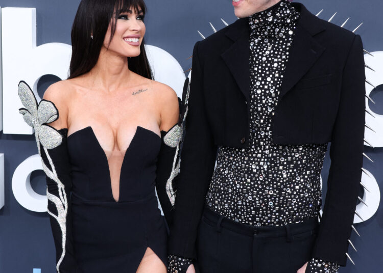 MGK Raves About ‘Phenomenal Partner’ Megan Fox After Getting Back Together Amid Birth of Daughter – Star Magazine