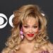MTV VMAs 2025 Red Carpet Looks: Photos of Celebrities' Outfits