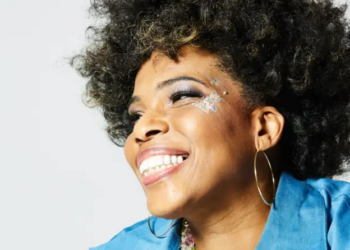 Macy Gray will celebrate 25 years of her triple-platinum record