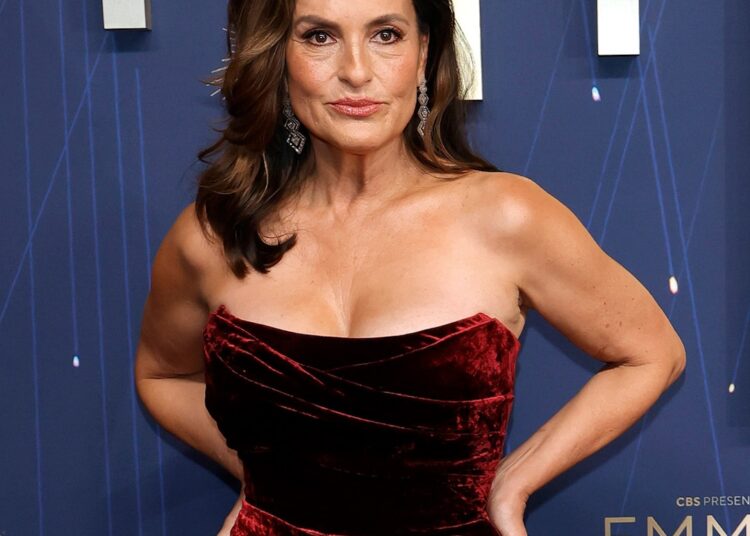 Mariska Hargitay Channels Mom Jayne Mansfield