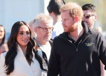 Meghan Markle's neighbor says 'community is waiting for her' - Celebrity News - Entertainment