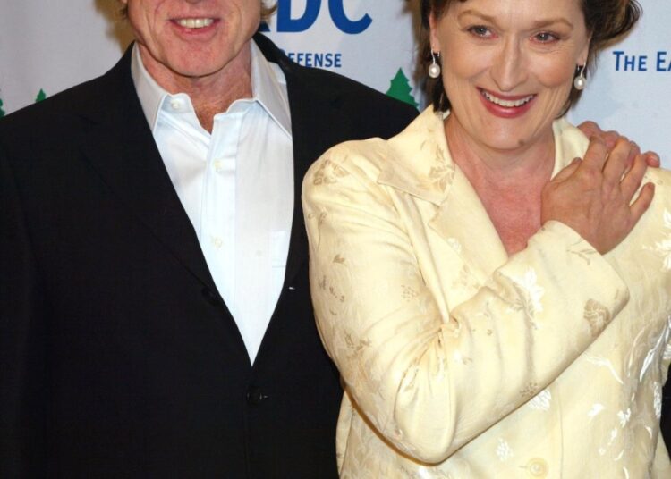 GettyImages-113471610 Meryl Streep Breaks Silence on Out of Africa Costar Robert Redford's Death