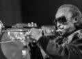 BERKELEY, CA-SEPTEMBER 1: Miles Davis performing at the U.C. Jazz Festival at the Greek Theater in Berkeley, CA on September 1, 1985. (Photo by Clayton Call/Redferns)