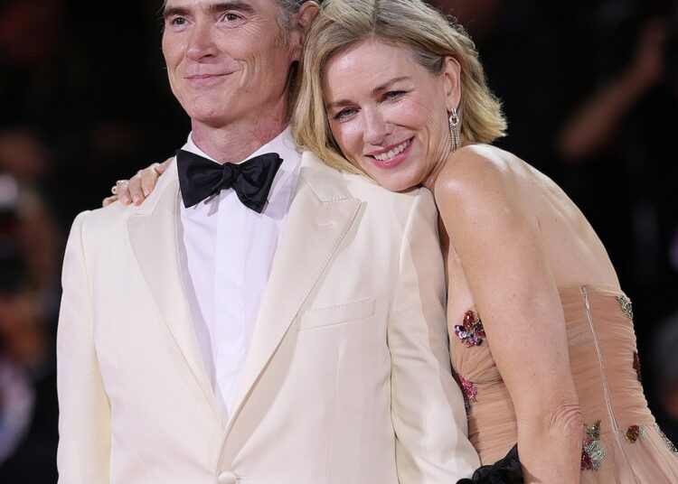 Naomi Watts, Billy Crudup Kiss at Venice Film Festival