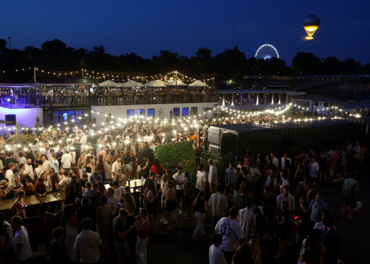 Nearly 150 Report Being Jabbed With Needles at French Music Festival