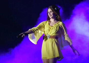Lana Del Rey is set to join Neil Young and Beck at the Harvest Moon concert in California, benefiting the Painted Turtle and the Bridge School. (Photo by C Flanigan/WireImage/WireImage)
