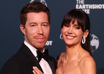 Nina Dobrev Posted Photo in Bed With Shaun White Days Before Split