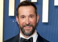 Noah Wyle’s Emmys Tux Is A Subtle Nod To 'The Pitt'