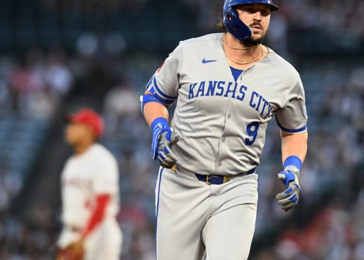 Pasquantino has HR and 3 RBIs, Witt gets 4 hits as Royals beat Angels 9-4