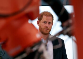 Prince Harry makes surprise visit to Ukraine in support of wounded service members