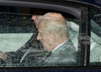 Prince Harry meets with King Charles for reunion after months of estrangement - Royals - News