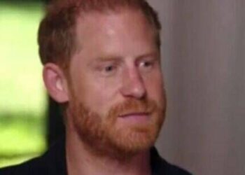 Prince Harry's 'sad' expression when discussing William and 'nostalgic' look - Celebrity News - Entertainment