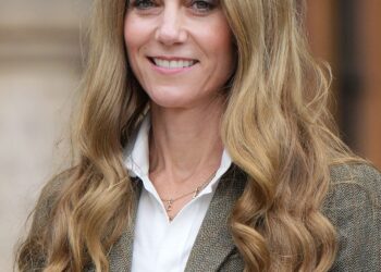 Princess Diana’s Hairdresser Defends Kate Middleton’s New Blonde Look Against ‘Evil’ Critics – Star Magazine
