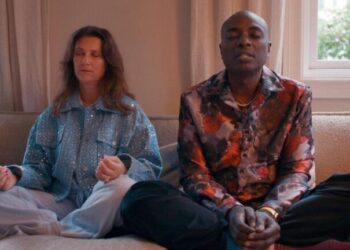 A still of Princess Märtha Louise and Durek Verrett from the new 'Rebel Royals' documentary on Netflix. Copyright: Netflix.