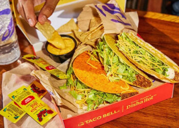 Taco Bell sauce collaboration with Omar Apollo