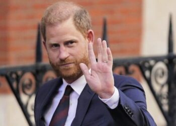 Royal reunion on cards as Prince Harry returns