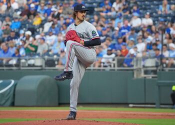 Royals 11, Twins 2: Another Awful Experience, Royals Throttle Ryan and the Twins - Twins Daily Front Page News