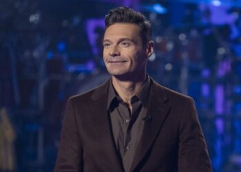 Ryan Seacrest fans ask 'what happened' in worrying new video - Celebrity News - Entertainment