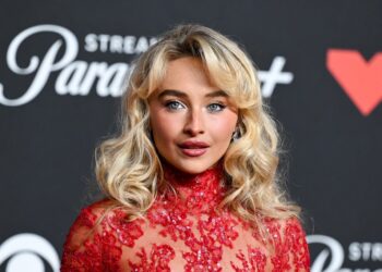 Sabrina Carpenter Encourages Fans to Vote With New HeadCount Campaign