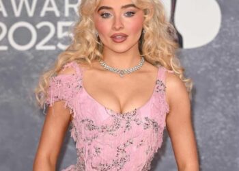 Sabrina Carpenter hints new album fuelled by Barry Keoghan split - Music News