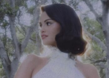 Selena Gomez's mom reveals special wedding moment - Celebrity News - Entertainment